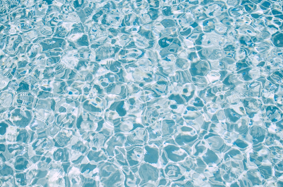 Photo Image: Ice bath Nouns: Ice, water, bucket, thermometer, timer, towel, body